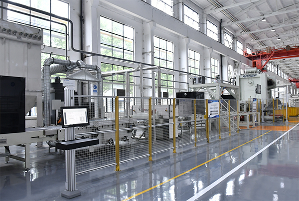 發(fā)電裝備行業(yè)迎來(lái)革命性突破 四川德陽(yáng)建成首個(gè)定子沖片“無(wú)人車(chē)間”