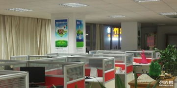 建設(shè)路700平米精裝寫(xiě)字樓急租，配套齊全，辦公無(wú)憂